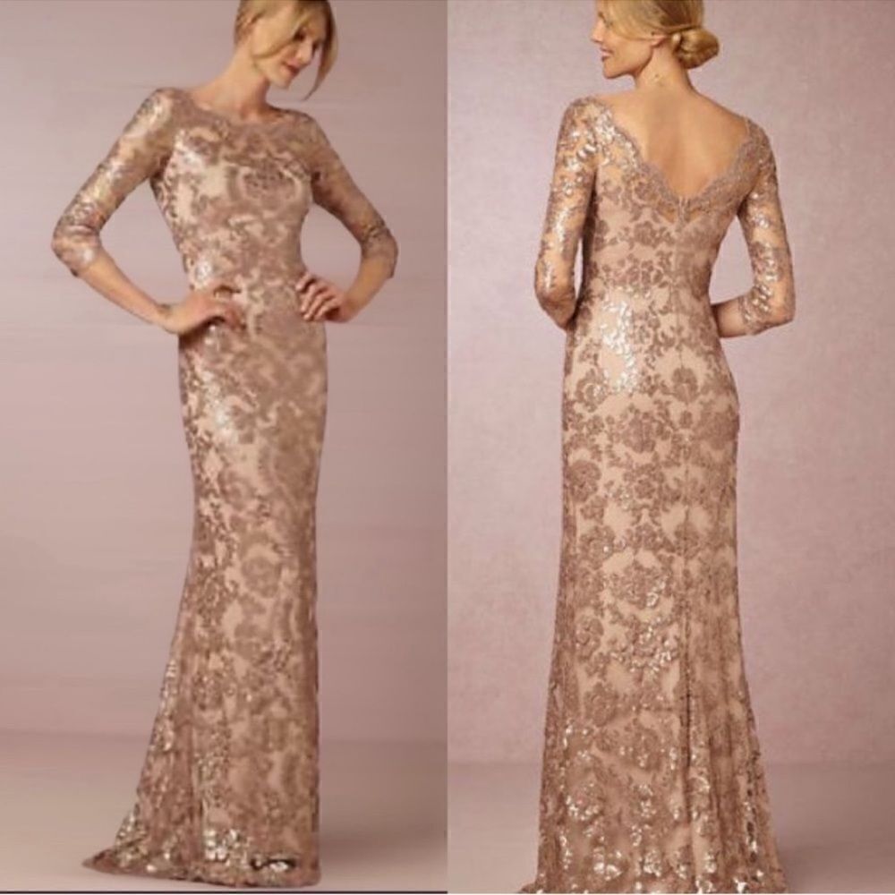 New BHLDN Tadashi Shoji Yvonne
Rose Gold
Sequined Lace Gown/ size 8